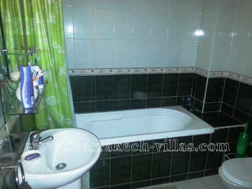Apartment REF: YA52